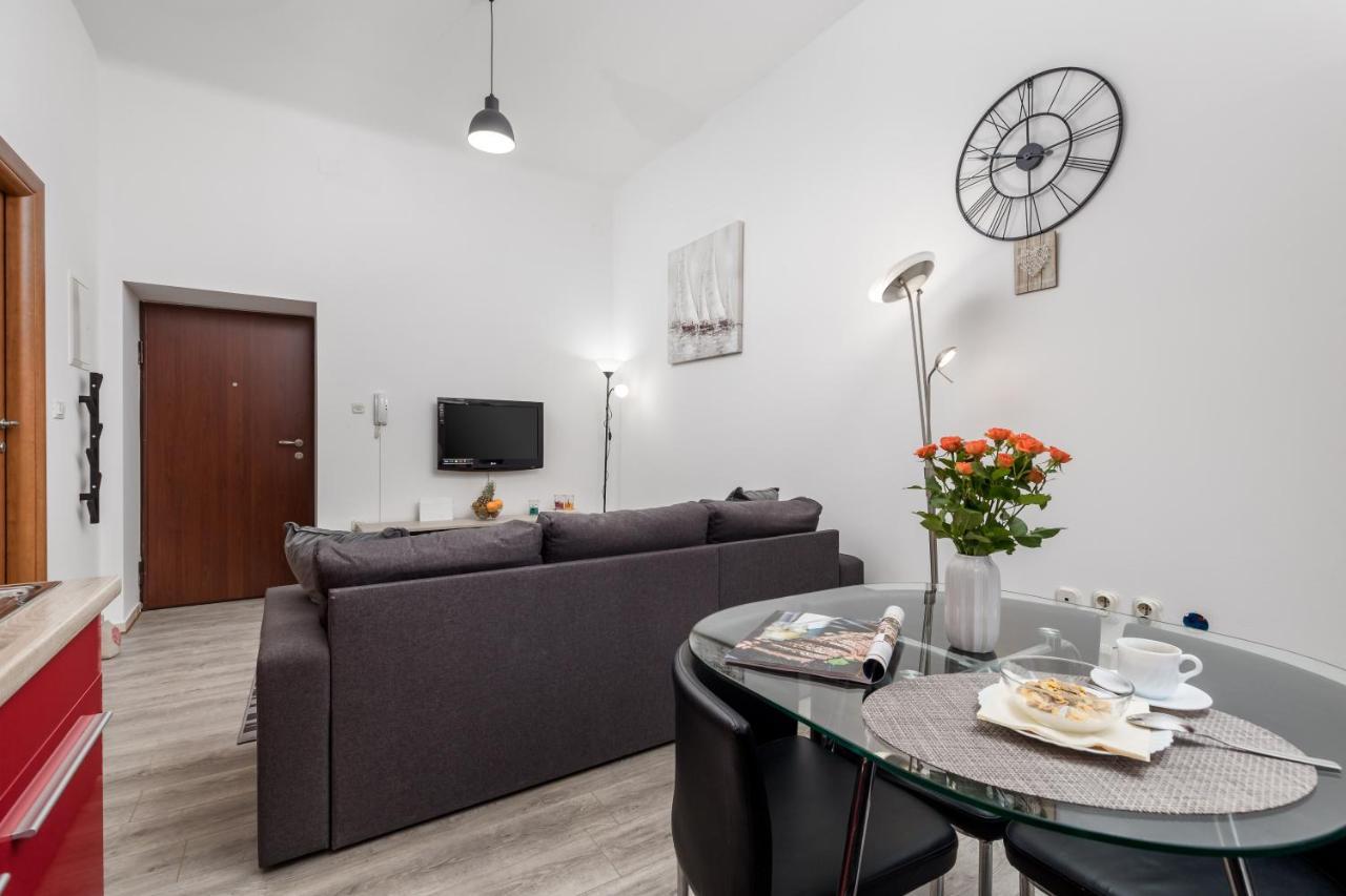 Wien Apartment Риека Экстерьер фото